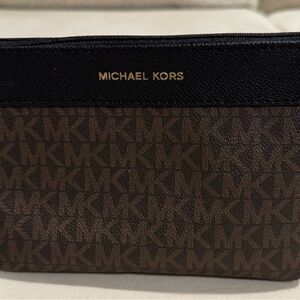 Michael Kors Cosmetic Toiletry Bag / Case / Pouch, Brown MK Design